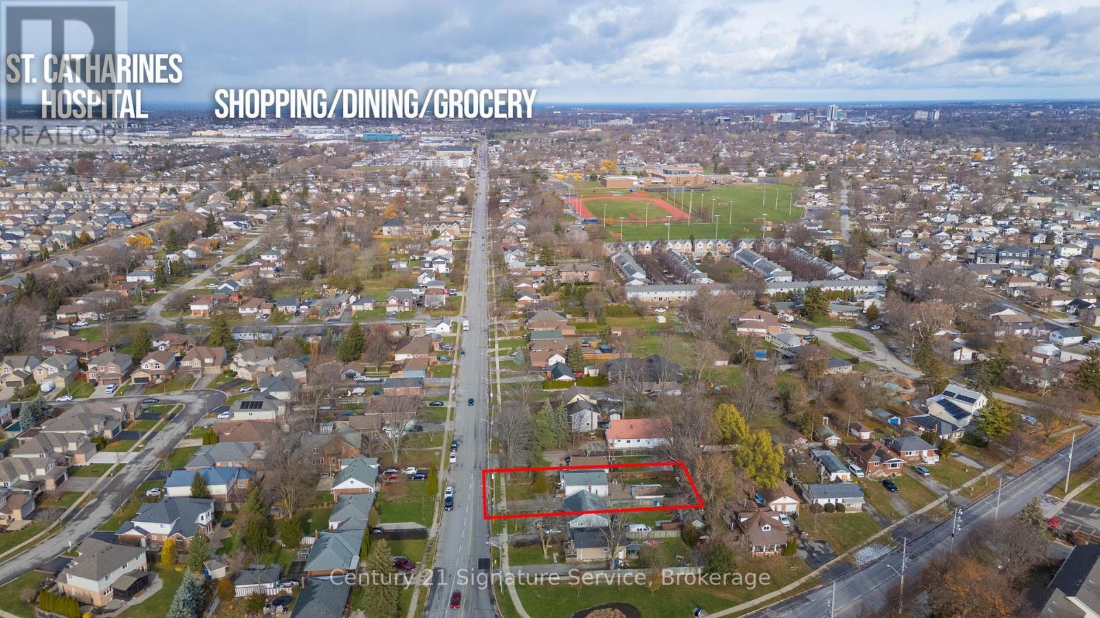 30 Louth Street, St. Catharines, ON - Outdoor With View