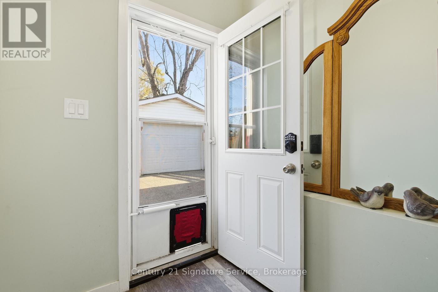 30 Louth Street, St. Catharines, ON - Indoor Photo Showing Other Room