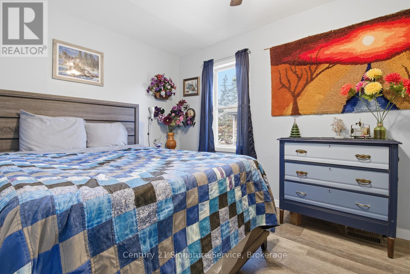 30 Louth Street, St. Catharines, ON - Indoor Photo Showing Bedroom