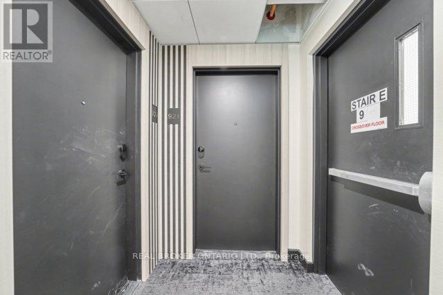 Front Door - 921 - 56 Andre De Grasse Street S, Markham, ON - Indoor Photo Showing Other Room