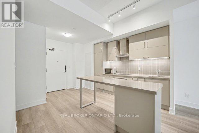 Bosh Appliances - 921 - 56 Andre De Grasse Street S, Markham, ON - Indoor