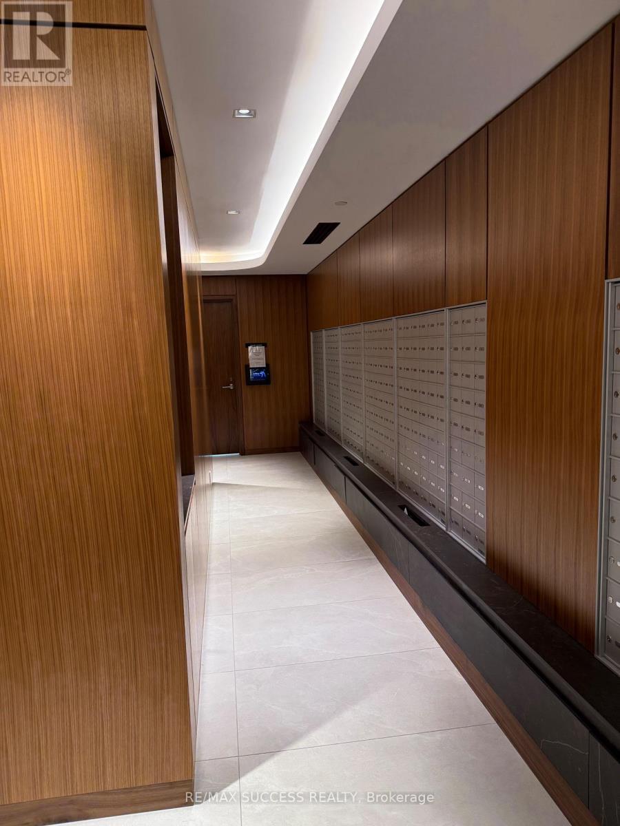 1205 - 3240 William Coltson Ave Avenue, Oakville, ON - Indoor Photo Showing Other Room