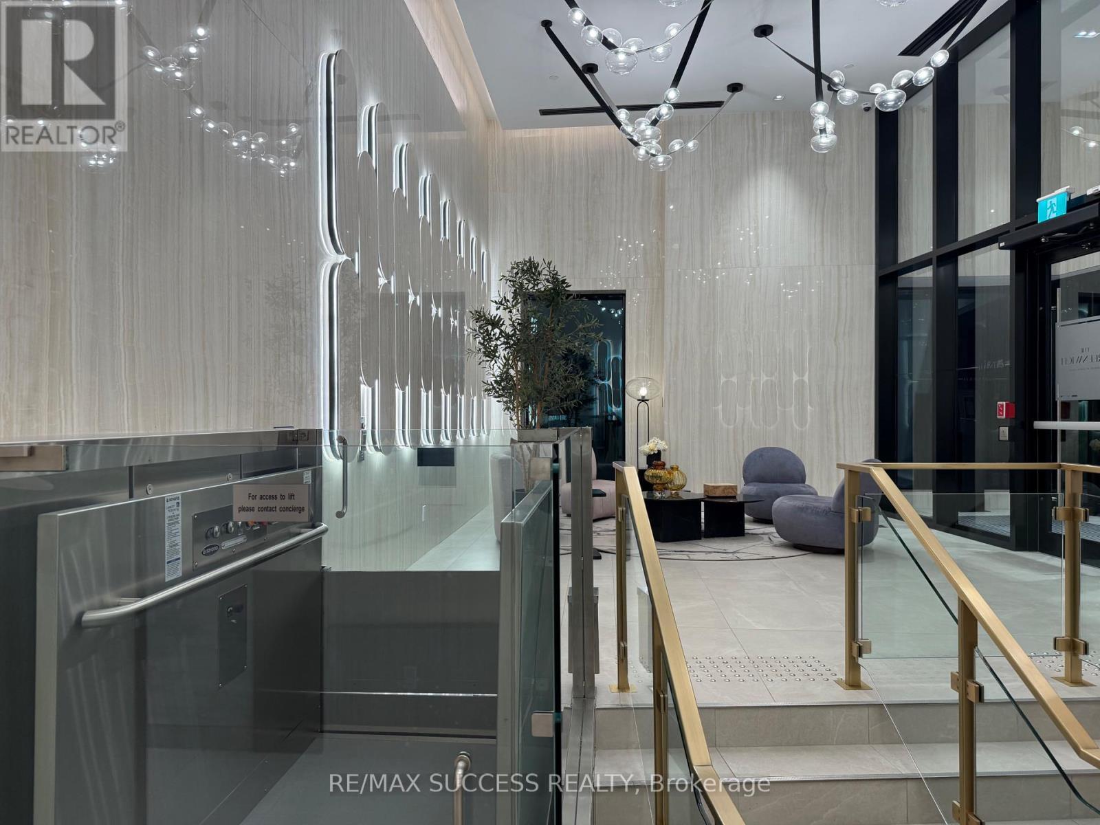 1205 - 3240 William Coltson Ave Avenue, Oakville, ON -