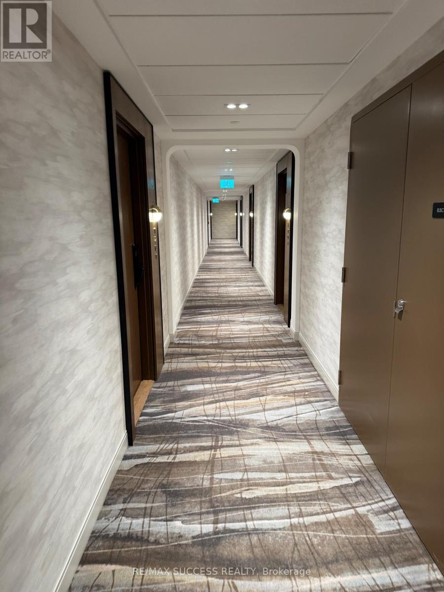 1205 - 3240 William Coltson Ave Avenue, Oakville, ON - Indoor Photo Showing Other Room