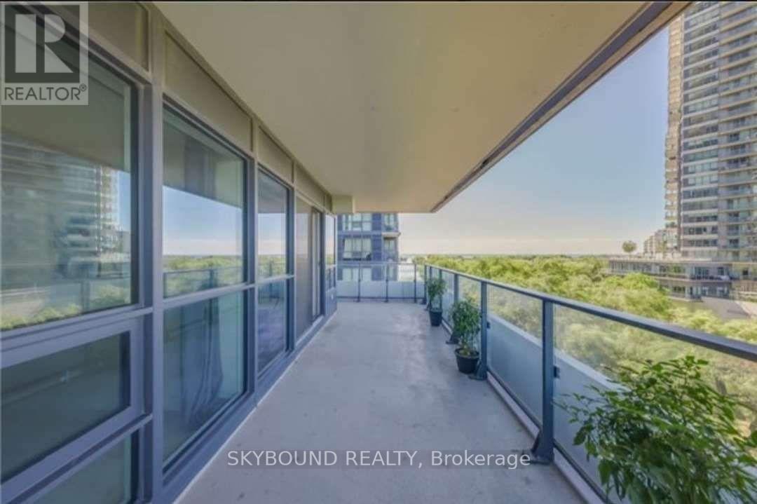 612 - 2220 Lakeshore Boulevard W, Toronto, ON - Outdoor With Balcony With View With Exterior