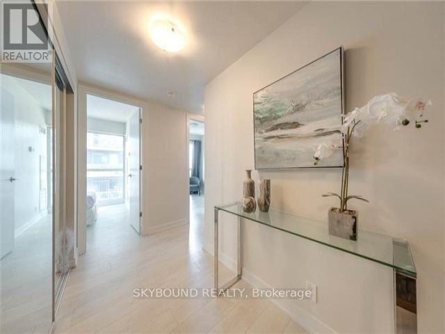 612 - 2220 Lakeshore Boulevard W, Toronto, ON - Indoor Photo Showing Other Room