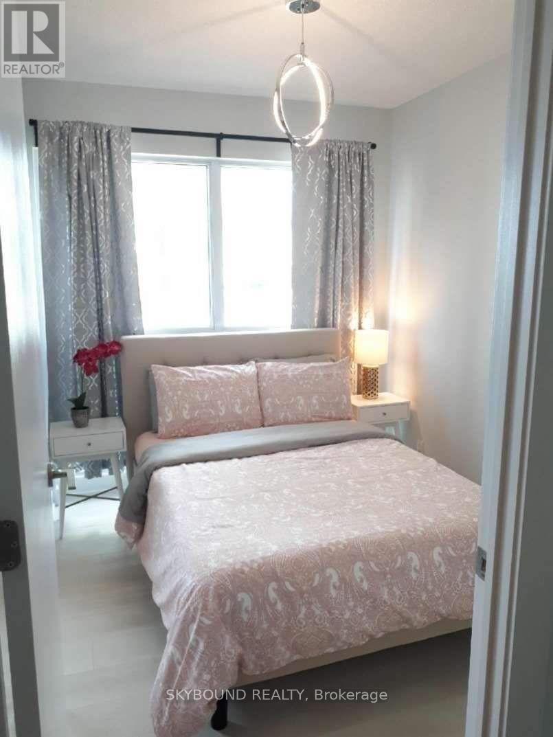 612 - 2220 Lakeshore Boulevard W, Toronto, ON - Indoor Photo Showing Bedroom