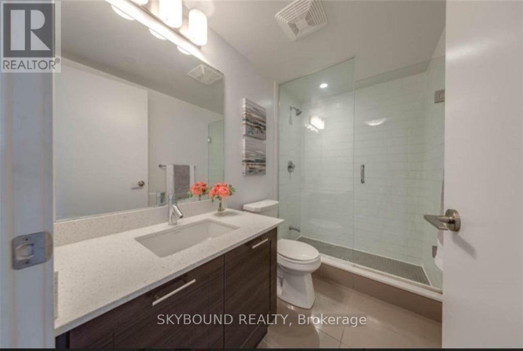 612 - 2220 Lakeshore Boulevard W, Toronto, ON - Indoor Photo Showing Bathroom