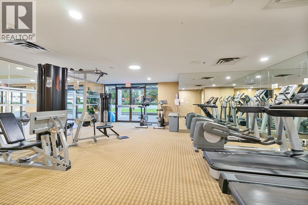 1902 2138 Madison Avenue, Burnaby, BC - Indoor Photo Showing Gym Room