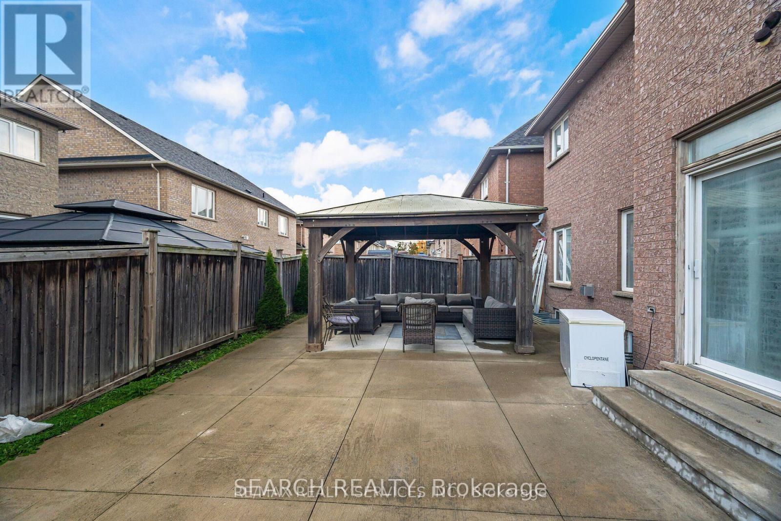 Upper - 20 Delmonico Road, Brampton, ON - Outdoor