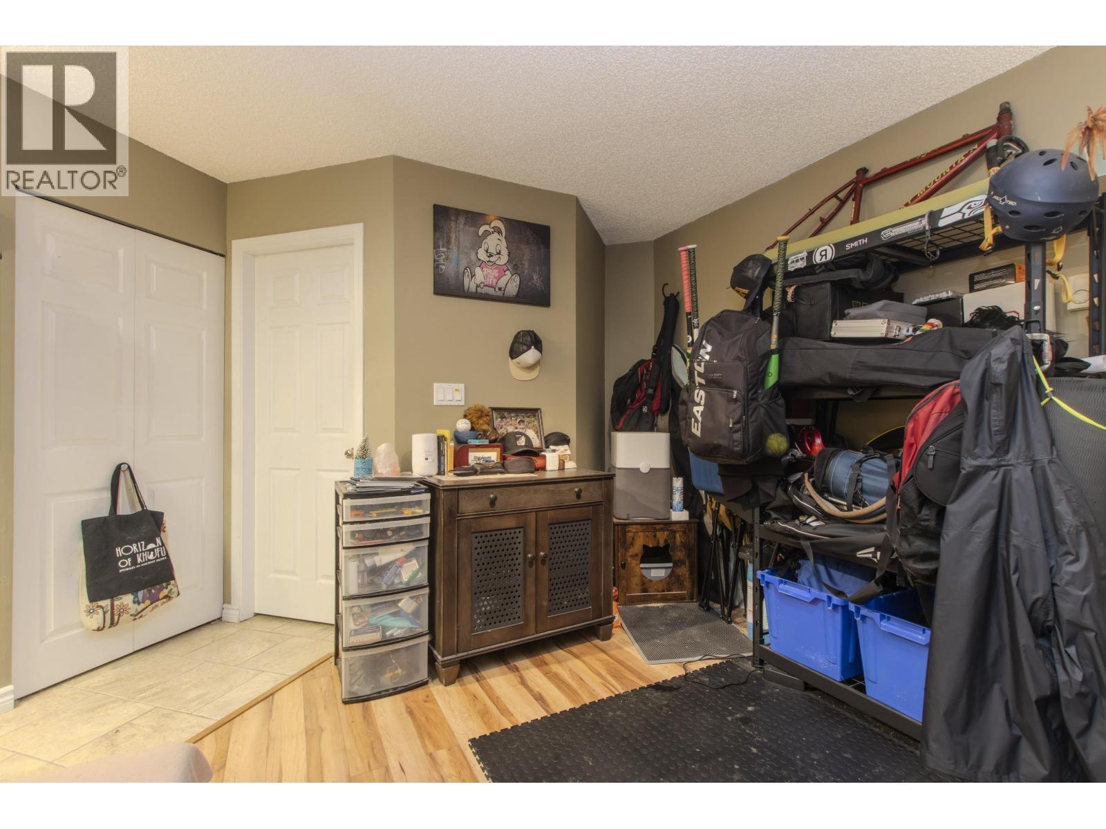 B109 40120 Willow Crescent, Squamish, BC - Indoor