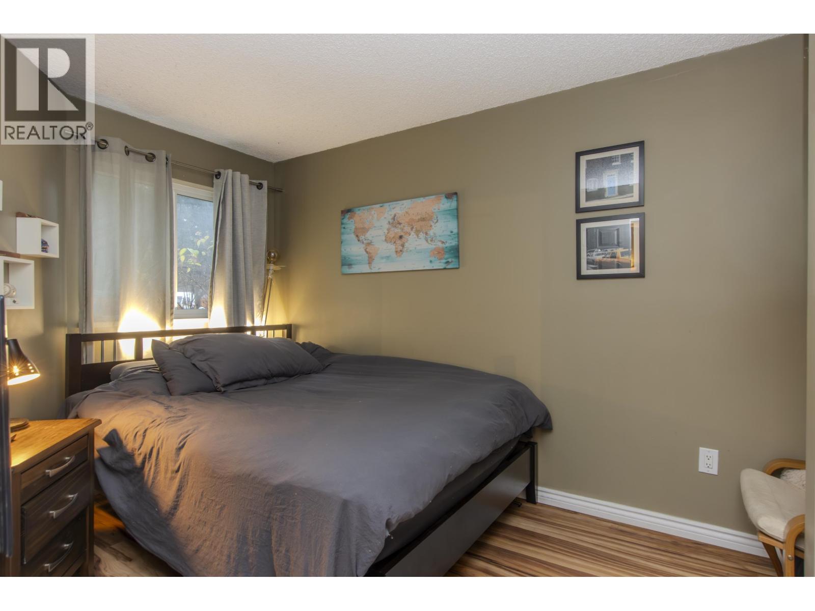 B109 40120 Willow Crescent, Squamish, BC - Indoor Photo Showing Bedroom