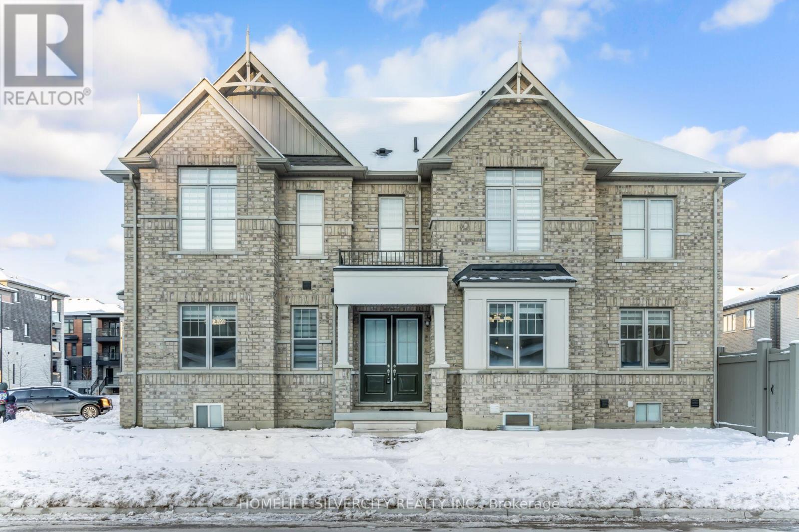 1 Pattulo Drive, Caledon, ON - Outdoor With Facade