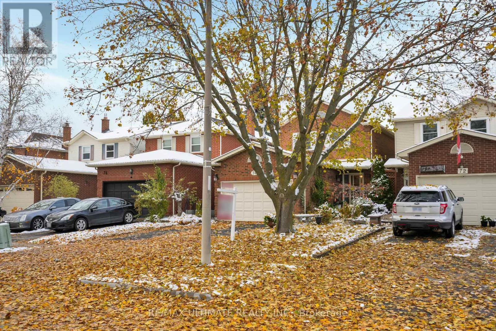 74 Robinson Crescent, Whitby, ON - Outdoor