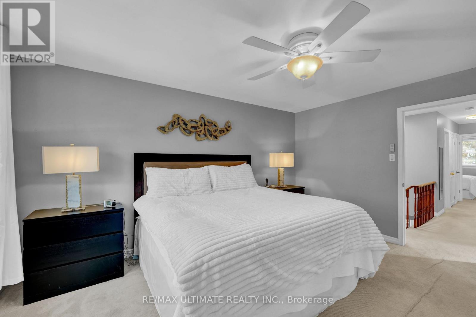 74 Robinson Crescent, Whitby, ON - Indoor Photo Showing Bedroom