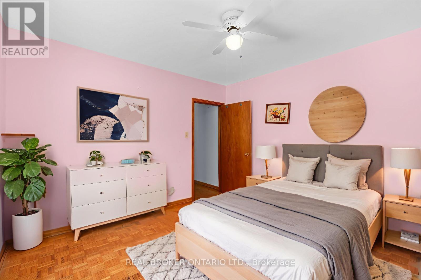 4233 Carlyon Line, Orillia, ON - Indoor Photo Showing Bedroom