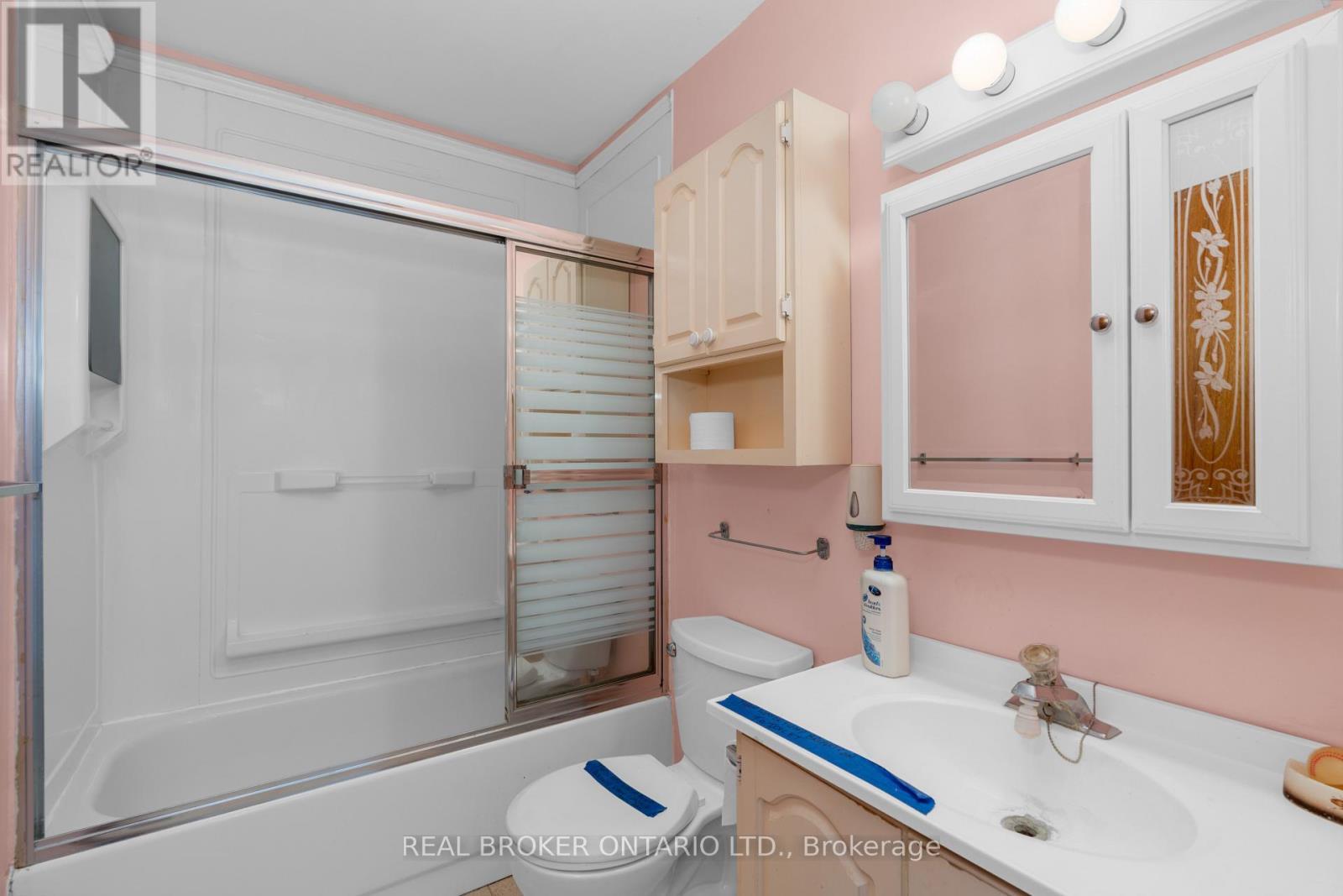 4233 Carlyon Line, Orillia, ON - Indoor Photo Showing Bathroom