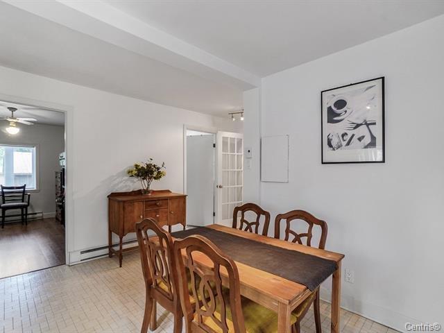 Kitchen - 130B-130 Av. Du Pacifique, Laval (Laval-Des-Rapides), QC - Indoor Photo Showing Dining Room
