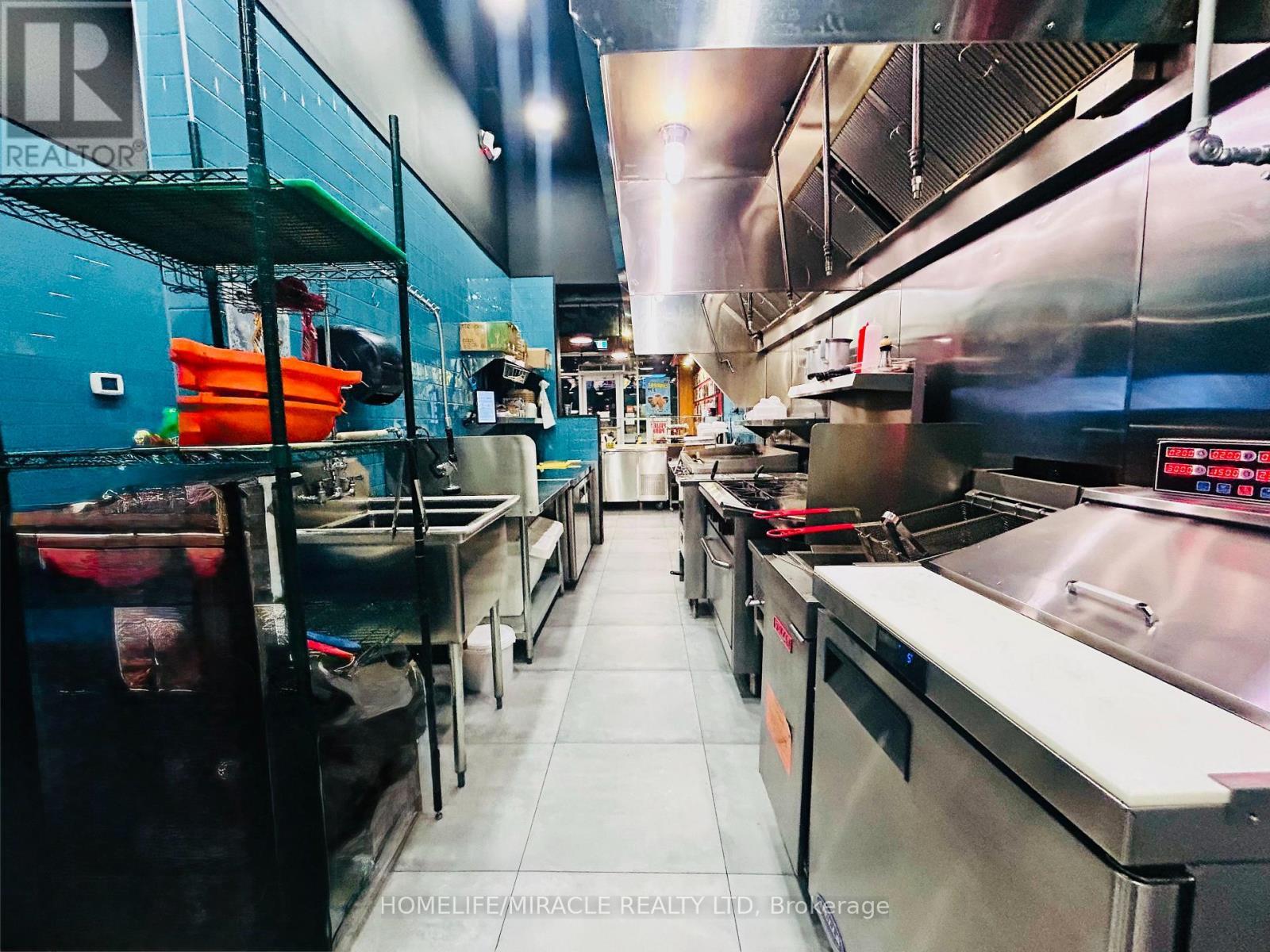 104 - 5 Rossland Road E, Ajax, ON