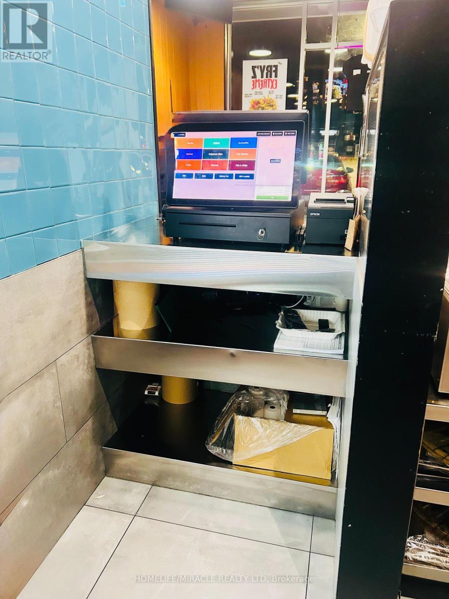 104 - 5 Rossland Road E, Ajax, ON