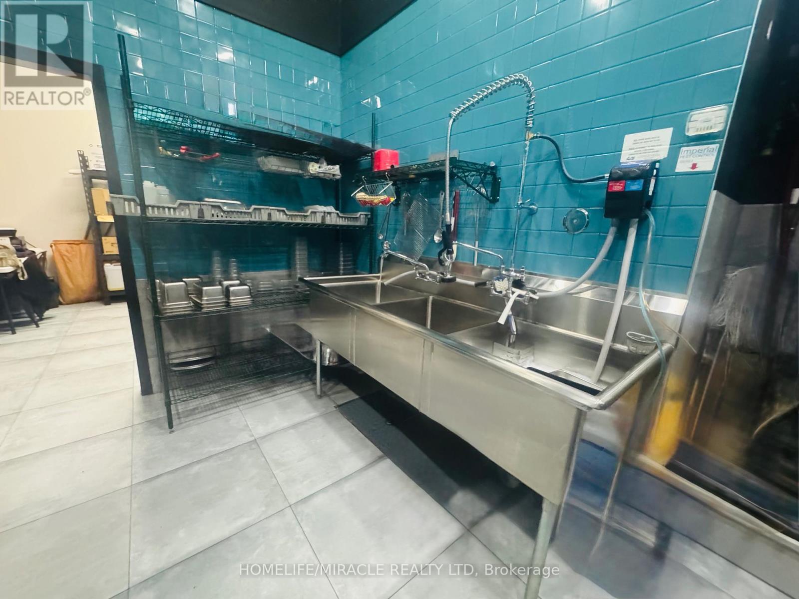 104 - 5 Rossland Road E, Ajax, ON