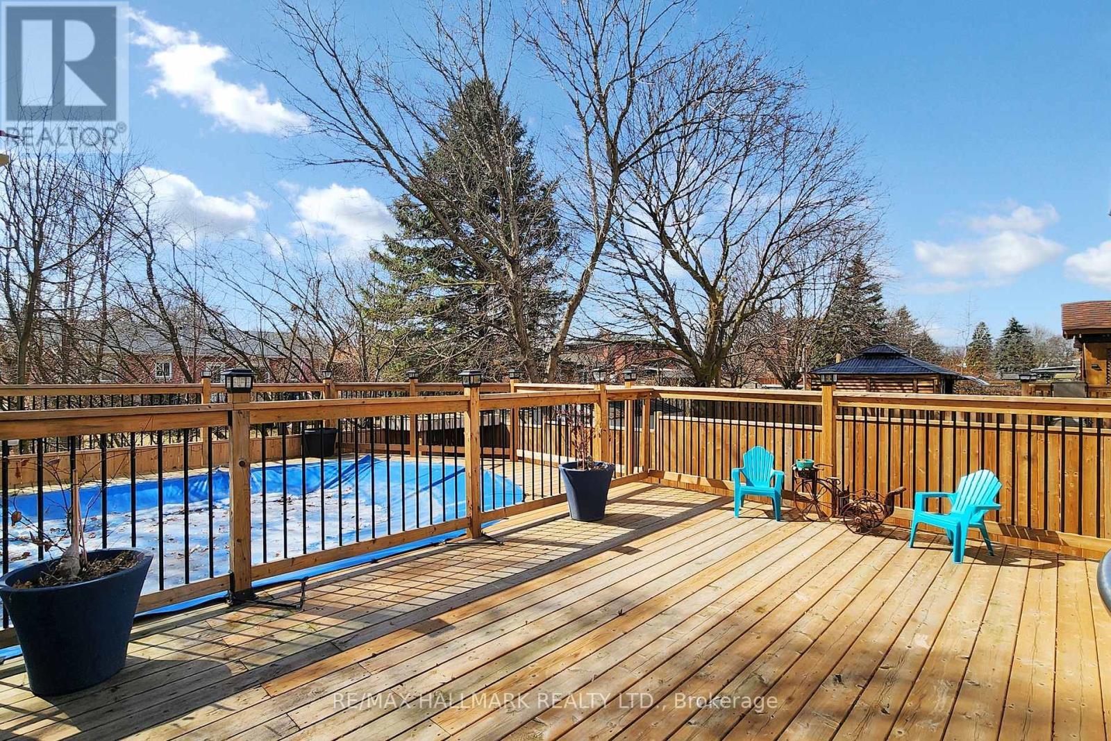 111 Kerr Boulevard, New Tecumseth, ON - Outdoor With Above Ground Pool With Deck Patio Veranda