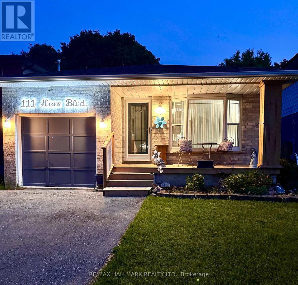 111 Kerr Boulevard, New Tecumseth, ON - Outdoor With Deck Patio Veranda