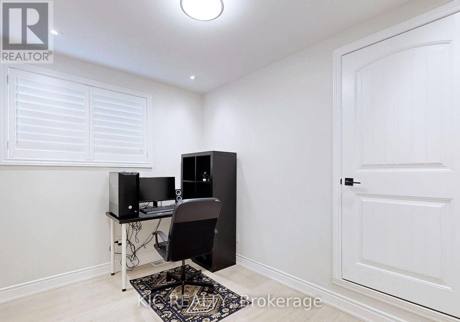 Main Floor - 226 Browndale Crescent, Richmond Hill, ON - Indoor Photo Showing Office