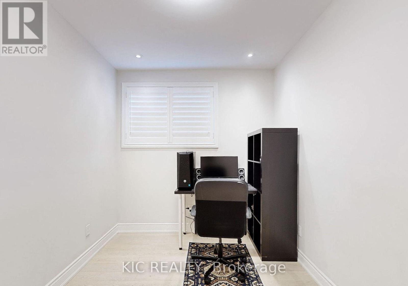 Main Floor - 226 Browndale Crescent, Richmond Hill, ON - Indoor Photo Showing Office