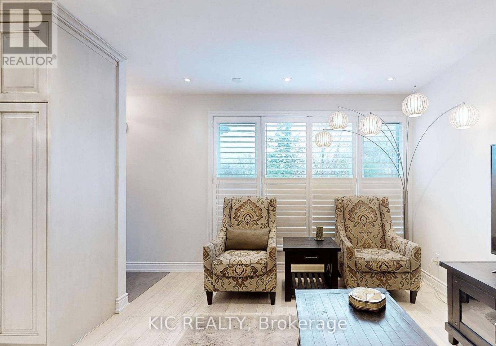 Main Floor - 226 Browndale Crescent, Richmond Hill, ON - Indoor