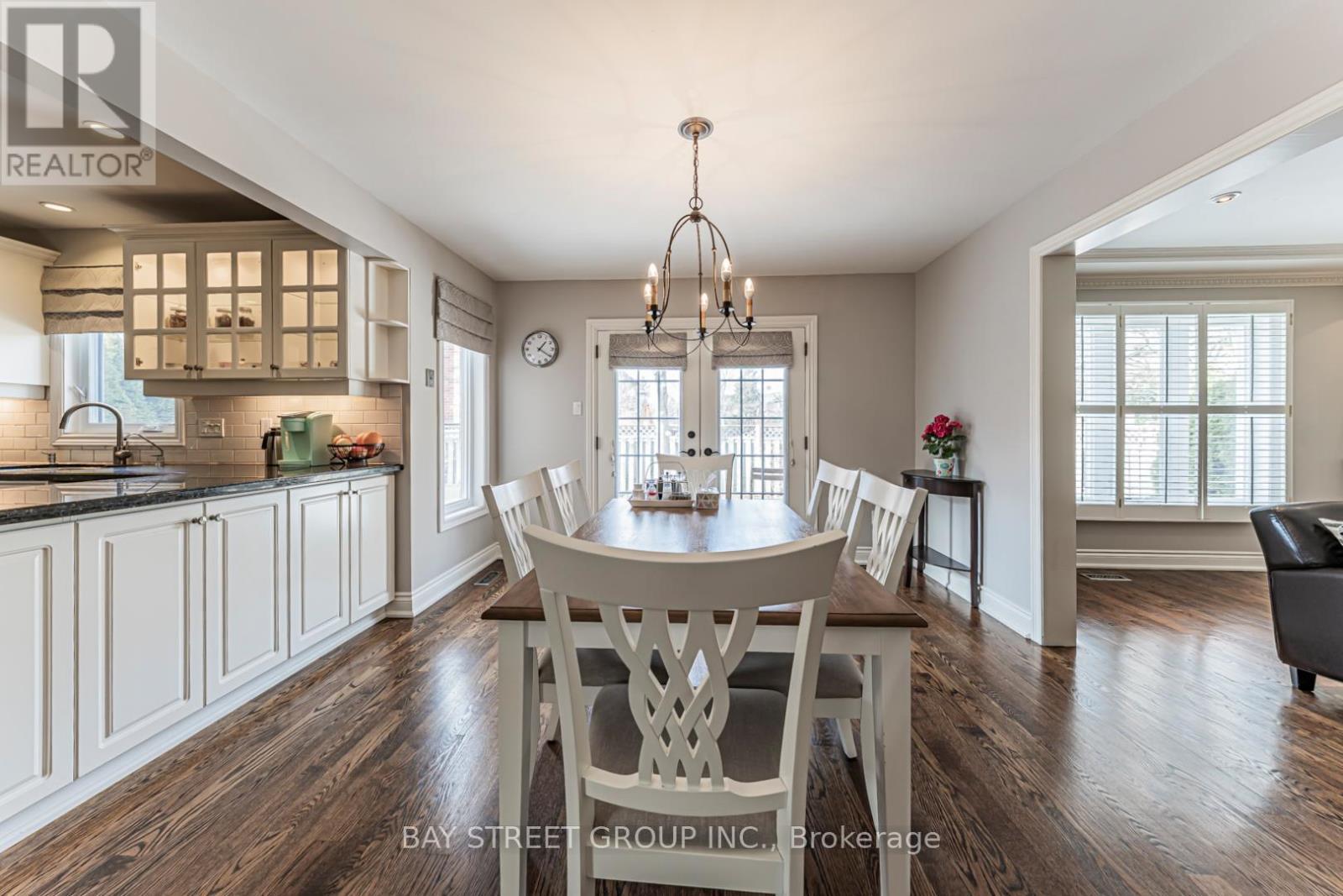 2191 Dunvegan Avenue, Oakville, ON - Indoor Photo Showing Dining Room