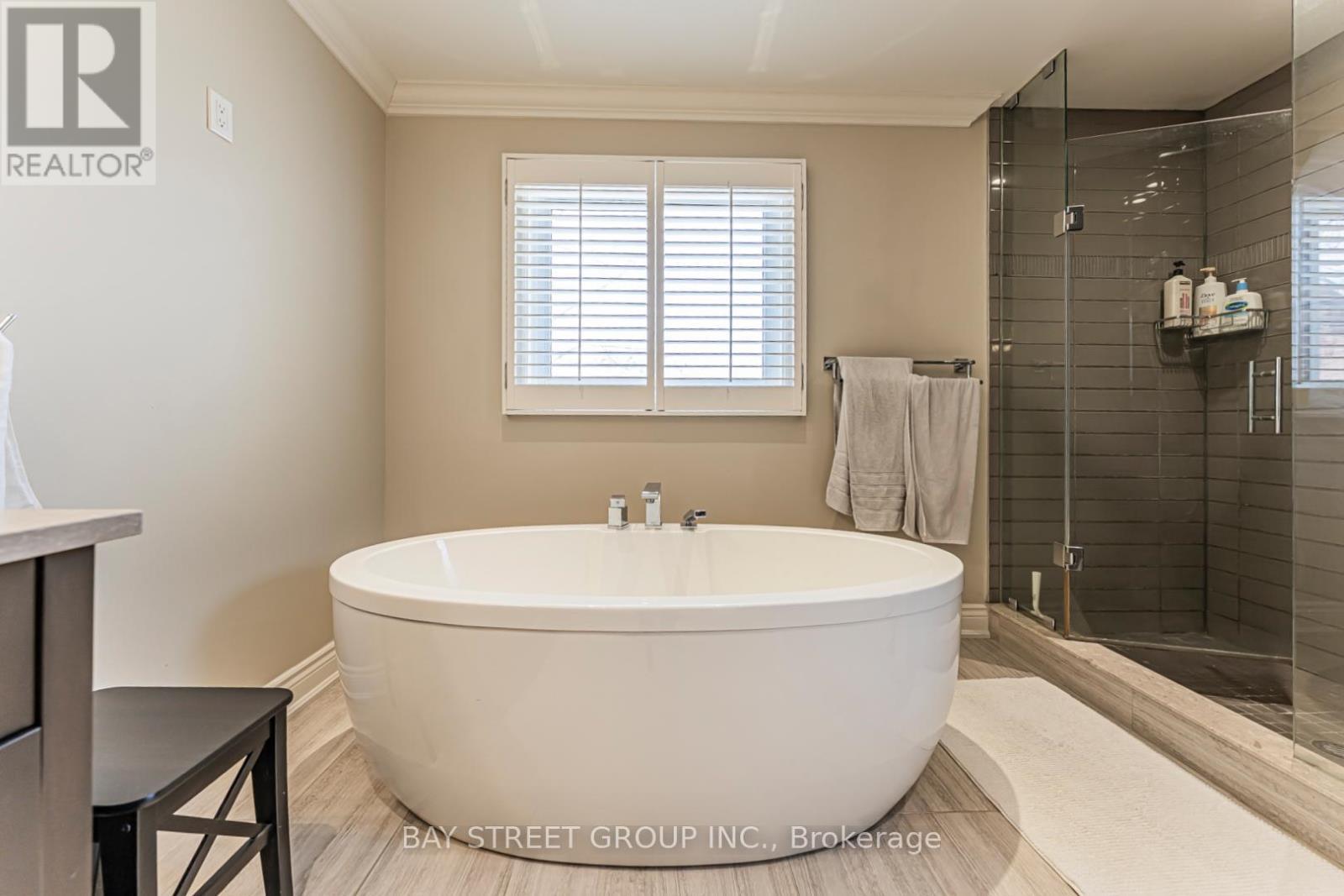 2191 Dunvegan Avenue, Oakville, ON - Indoor Photo Showing Bathroom