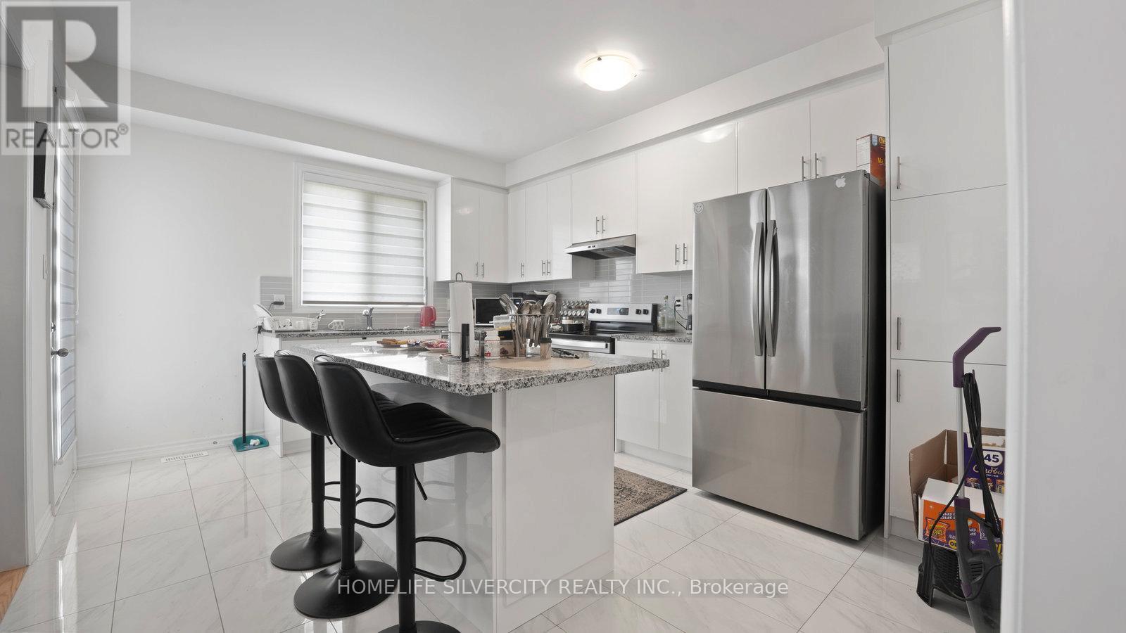 102 Strickland Avenue, Brantford, ON - Indoor Photo Showing Kitchen