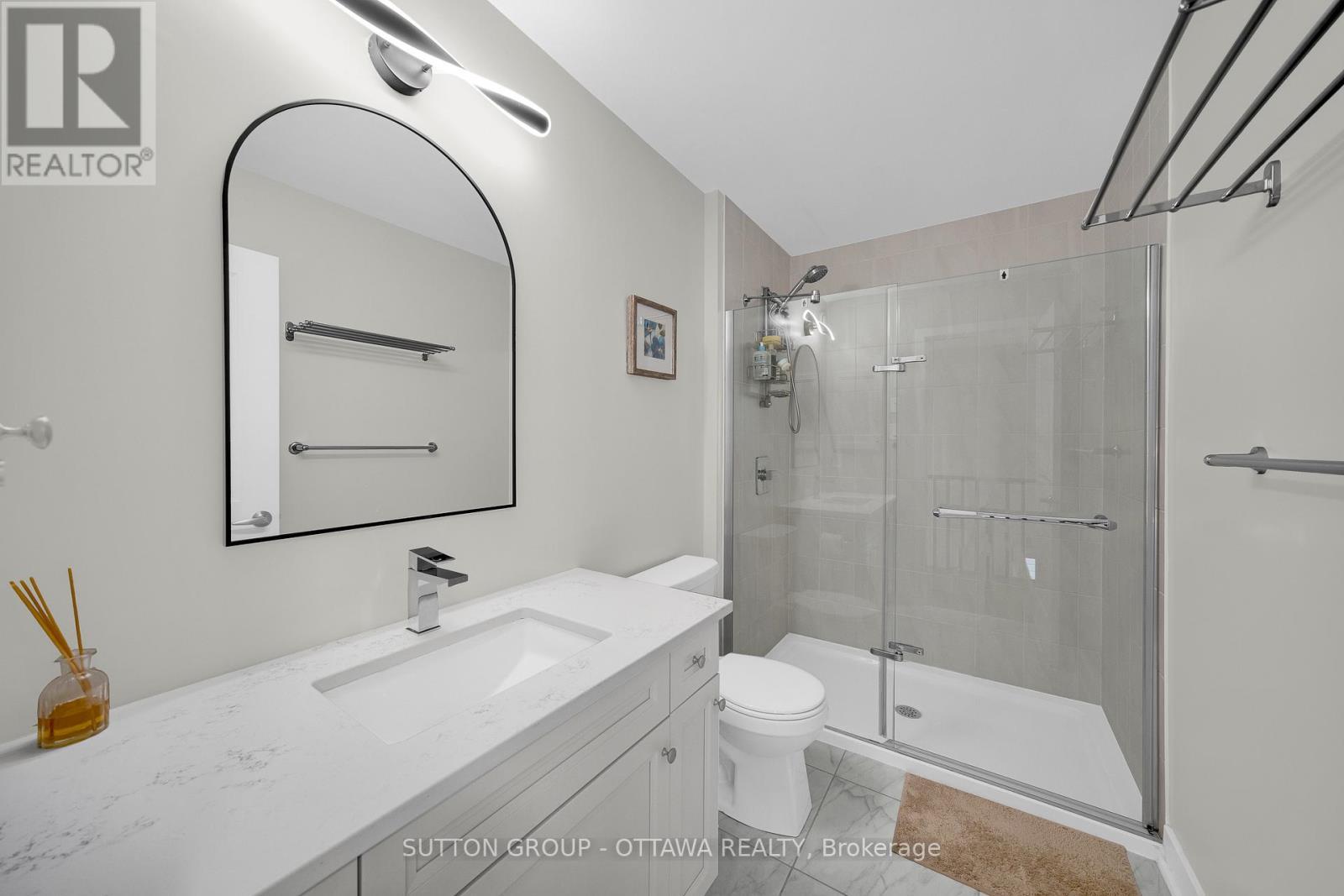 726 Octave Grove, Ottawa, ON - Indoor Photo Showing Bathroom