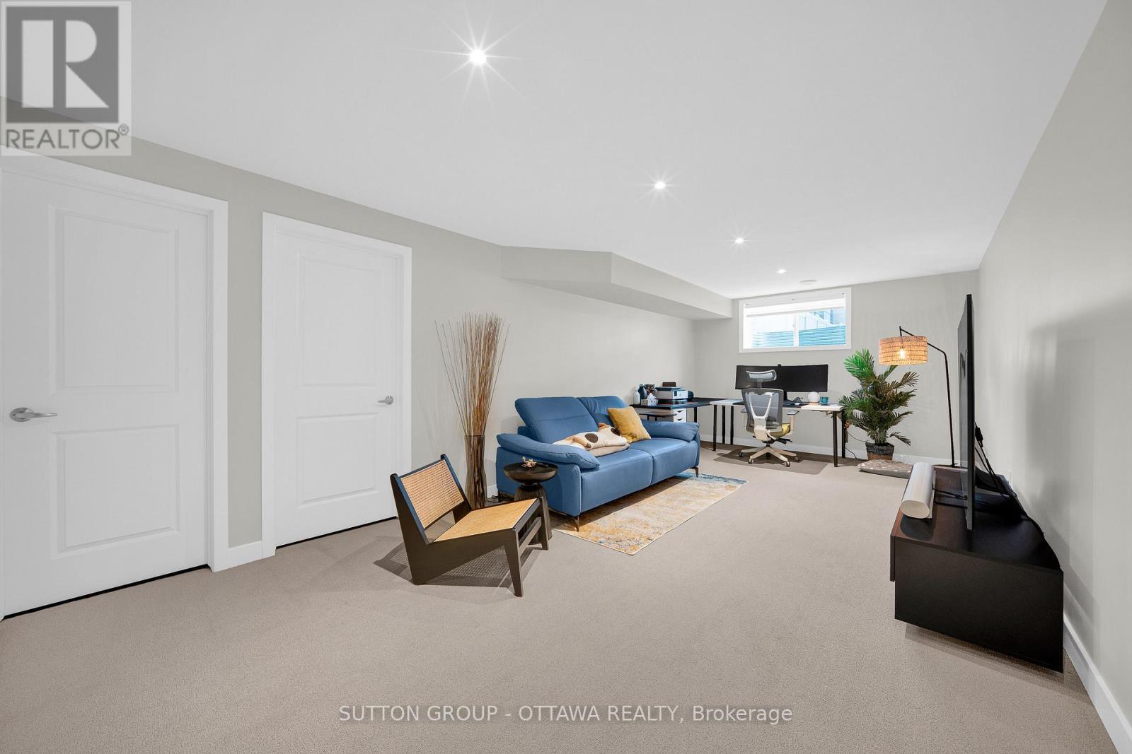 726 Octave Grove, Ottawa, ON - Indoor Photo Showing Other Room