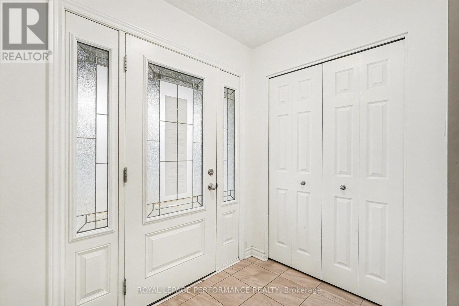 359 Trillium Circle, Alfred And Plantagenet, ON - Indoor Photo Showing Other Room