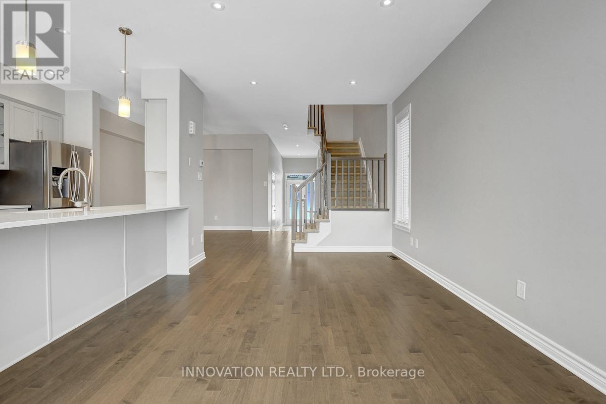 527 Rowers Way, Ottawa, ON - Indoor