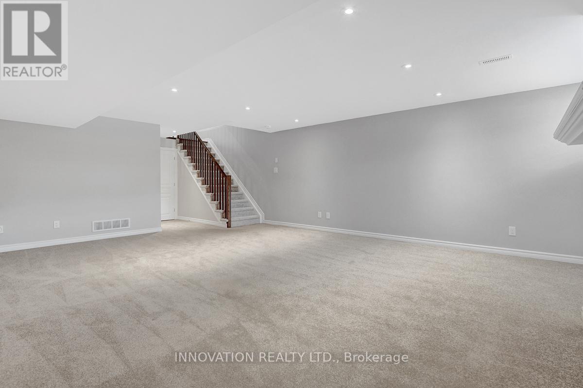 527 Rowers Way, Ottawa, ON - Indoor Photo Showing Other Room