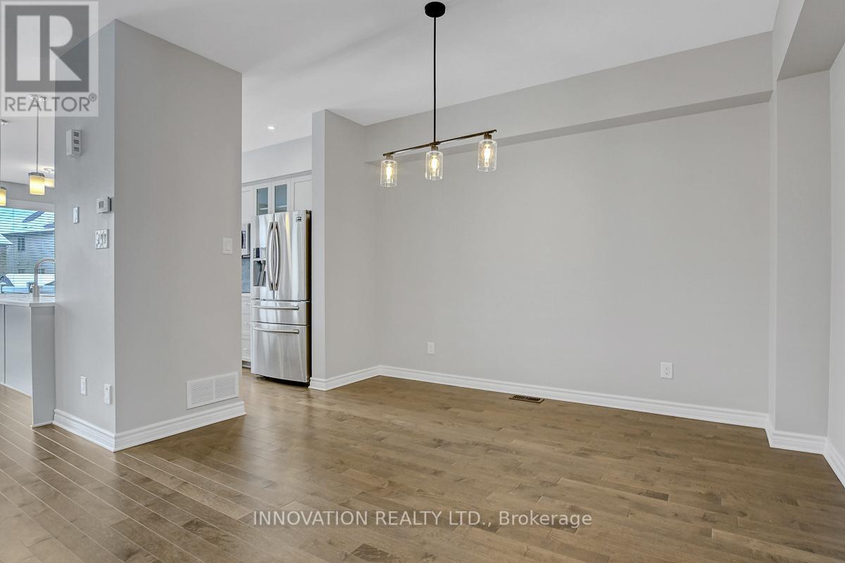 527 Rowers Way, Ottawa, ON - Indoor Photo Showing Other Room