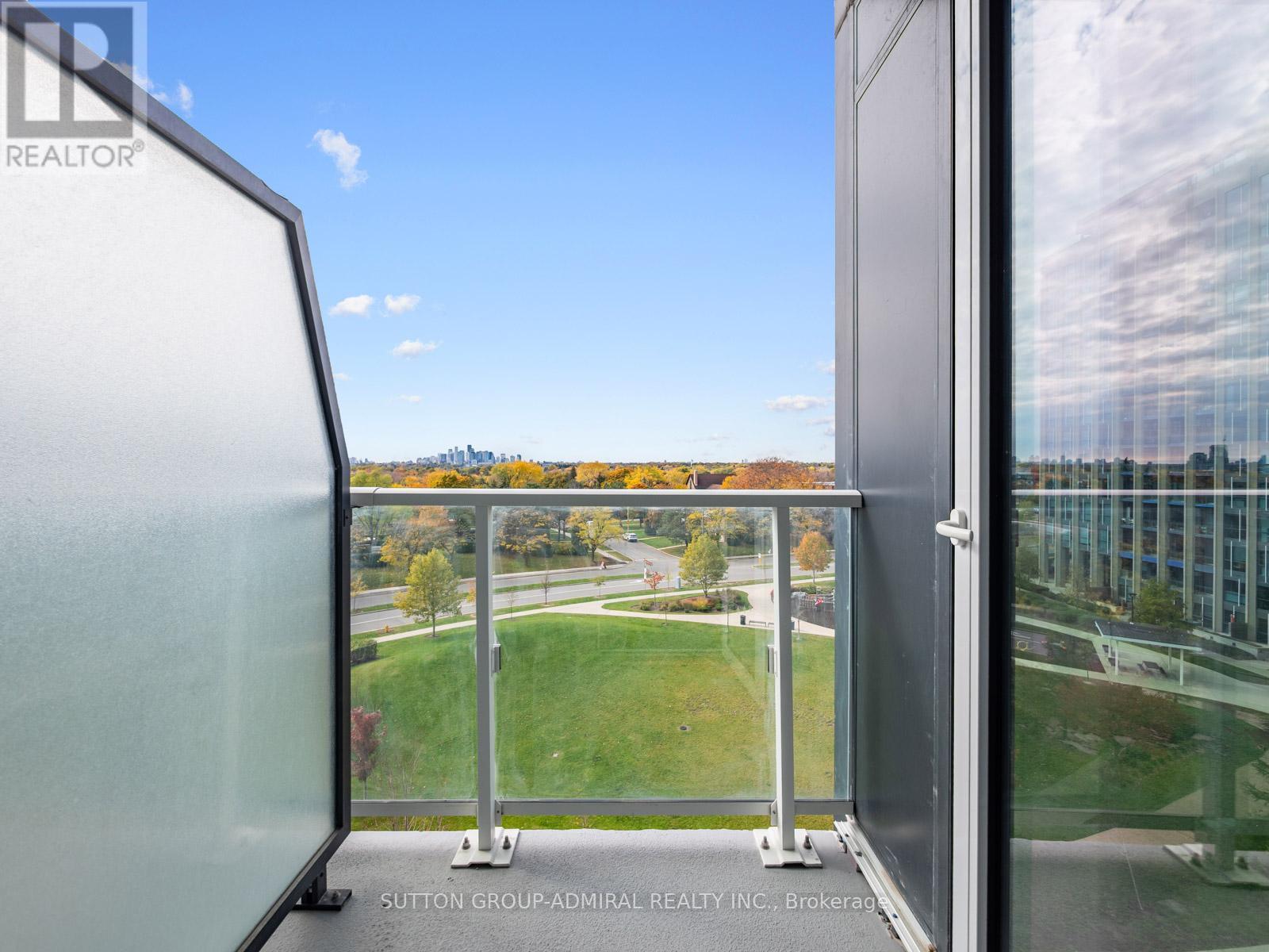 533 - 20 O'Neill Road, Toronto, ON - Outdoor With Balcony With View With Exterior