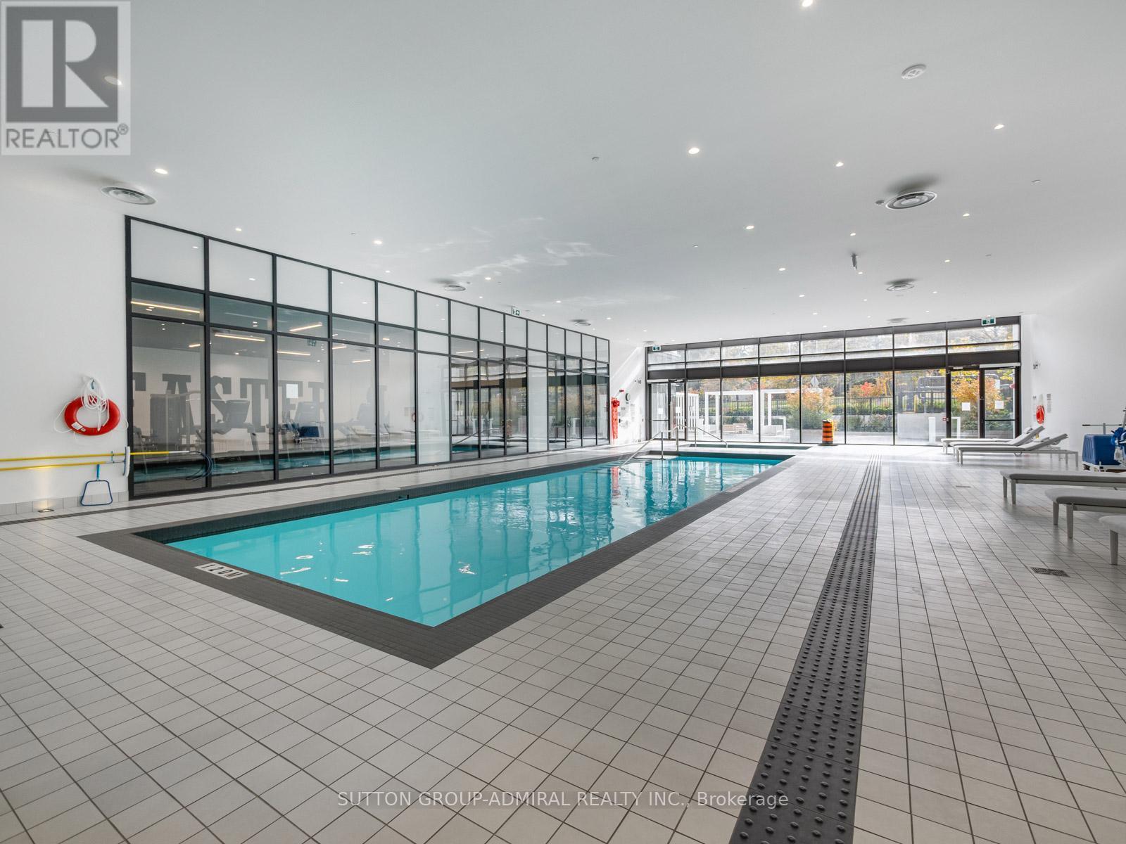533 - 20 O'Neill Road, Toronto, ON - Indoor Photo Showing Other Room With In Ground Pool