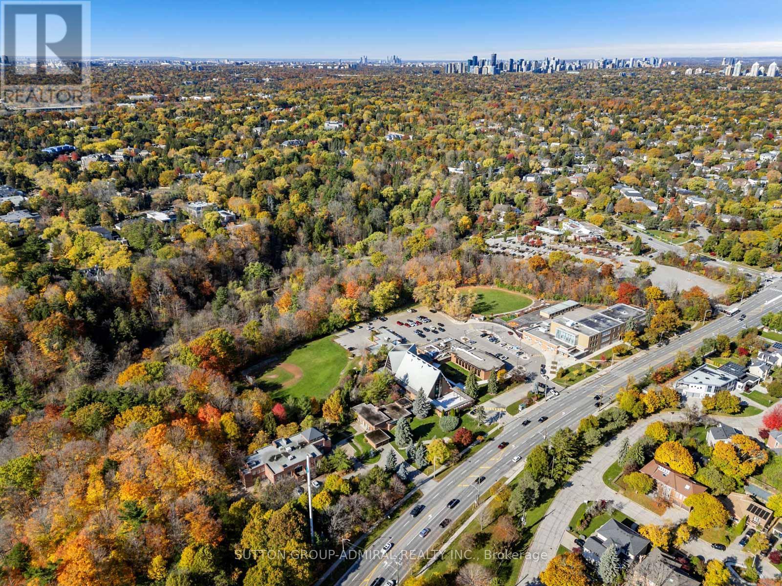 533 - 20 O'Neill Road, Toronto, ON - Outdoor With View