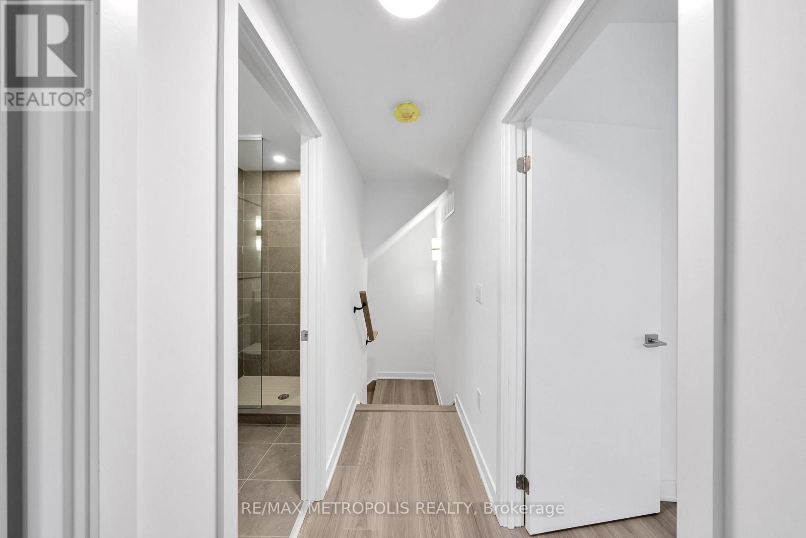 208 - 65 Curlew Drive, Toronto, ON - Indoor Photo Showing Other Room