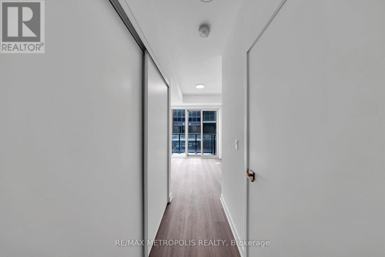 208 - 65 Curlew Drive, Toronto, ON - Photo Showing Other Room