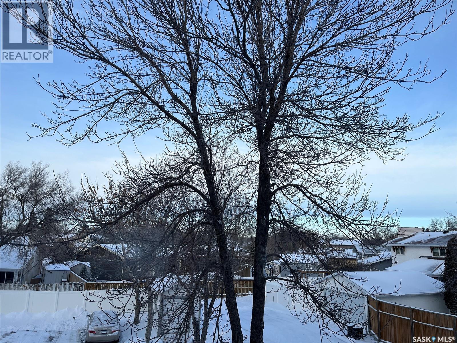 239 960 Assiniboine Avenue E, Regina, SK - Outdoor With View