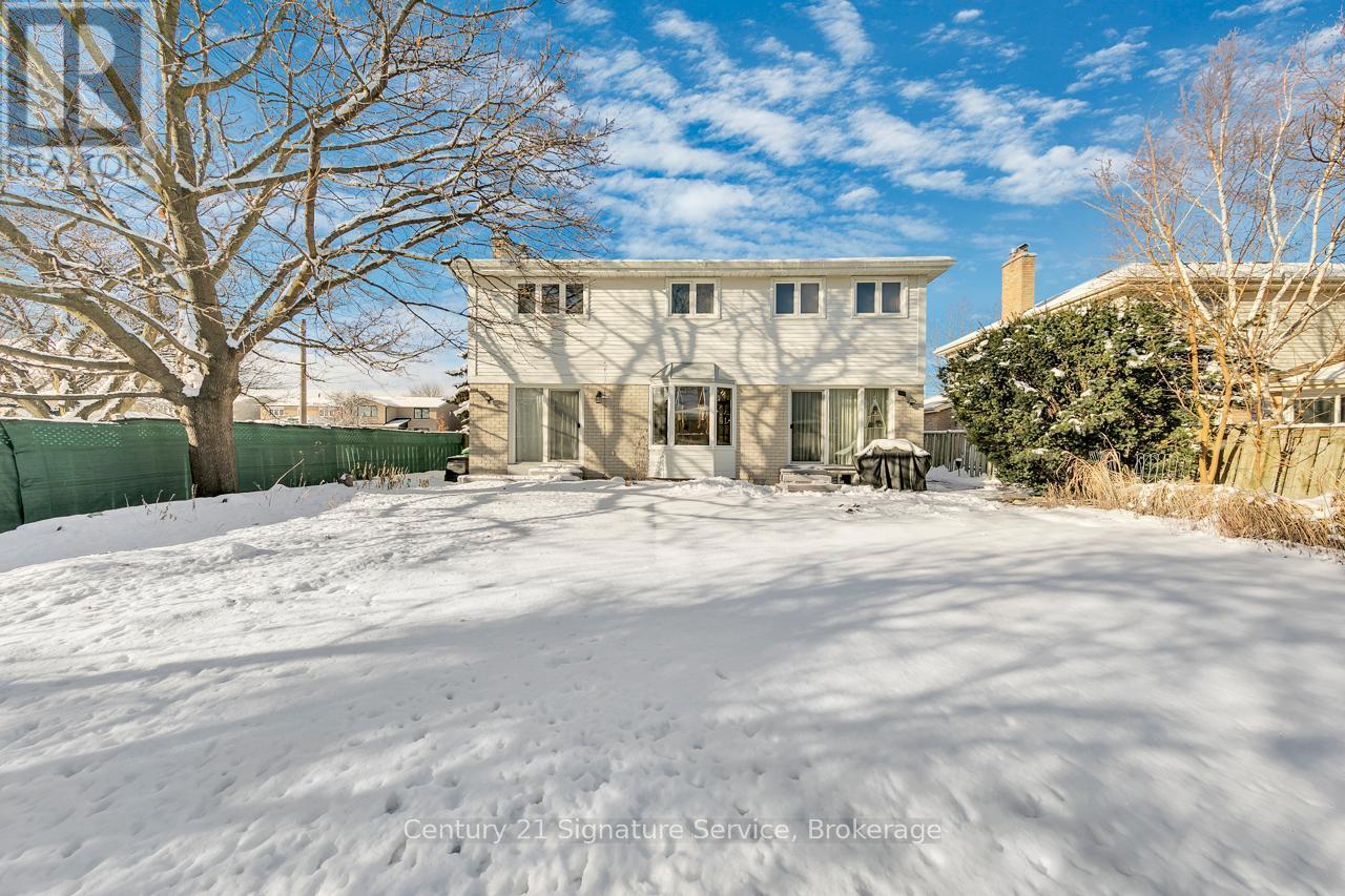 27 Northampton Street, Brampton, ON - Outdoor