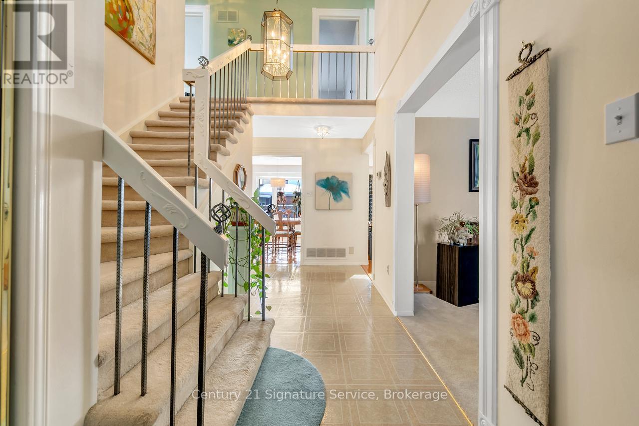 27 Northampton Street, Brampton, ON - Indoor Photo Showing Other Room