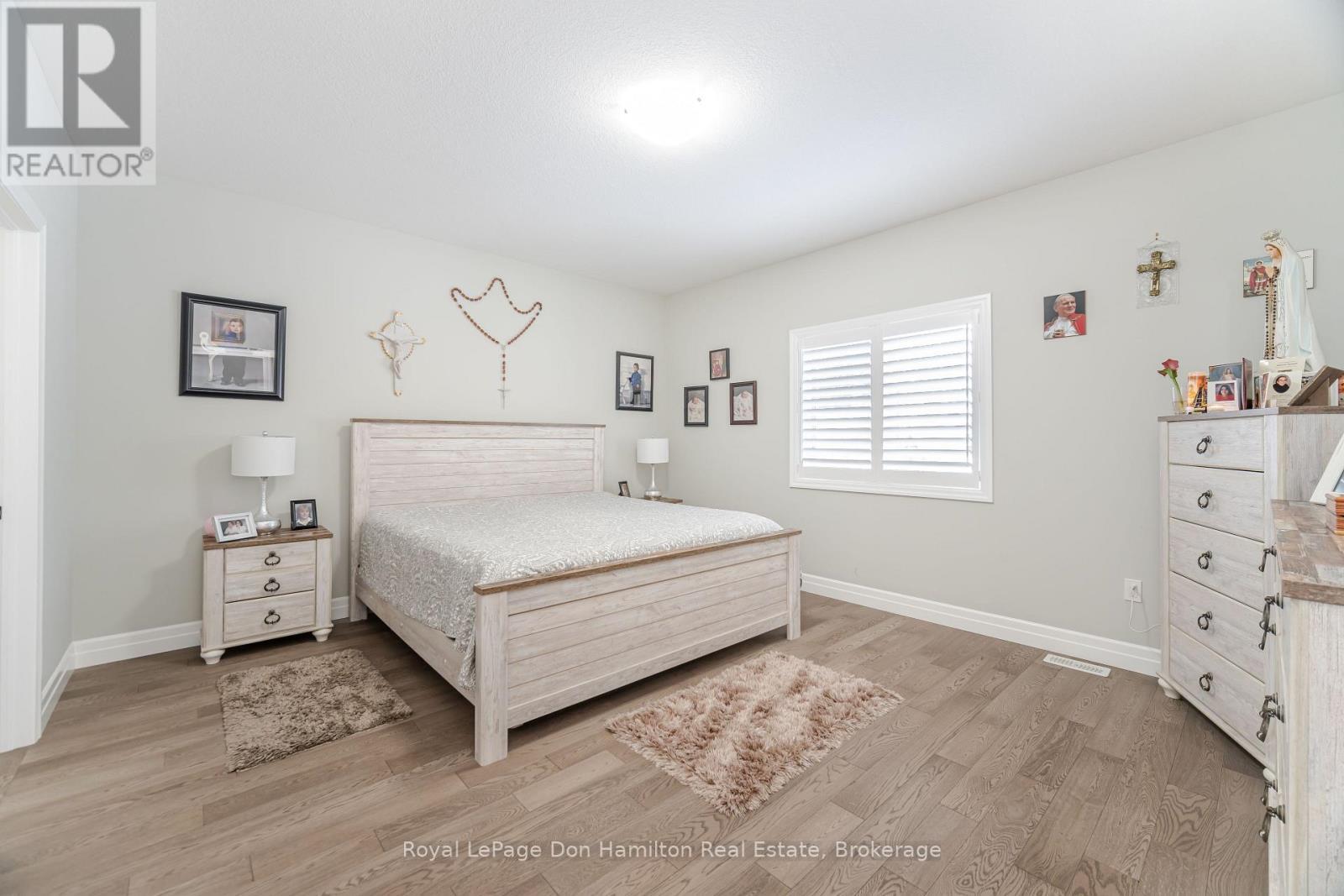 450 Rogers Road, North Perth (Listowel), ON - Indoor Photo Showing Bedroom