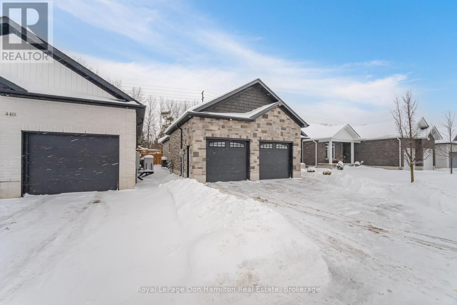 450 Rogers Road, North Perth (Listowel), ON - Outdoor