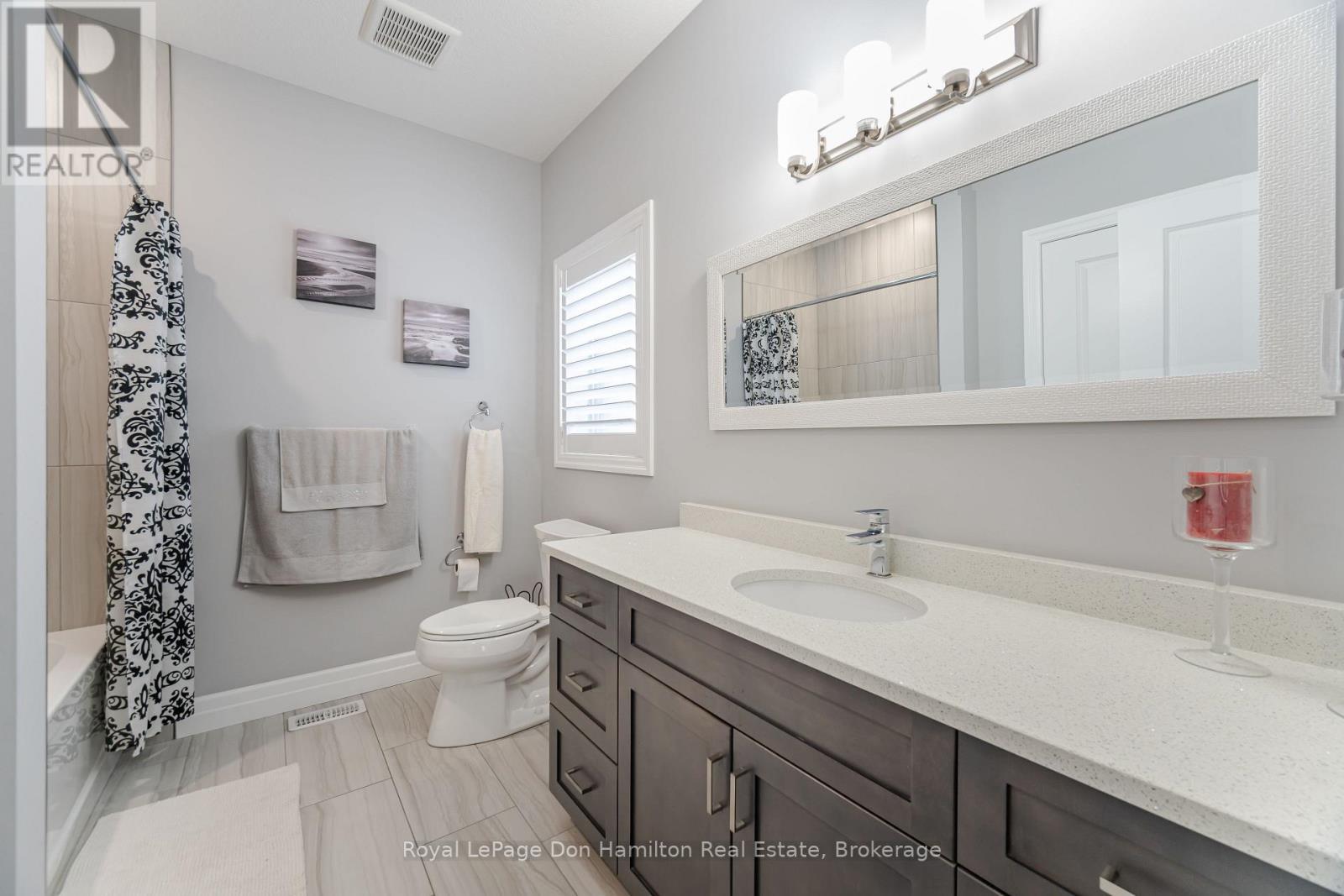 450 Rogers Road, North Perth (Listowel), ON - Indoor Photo Showing Bathroom
